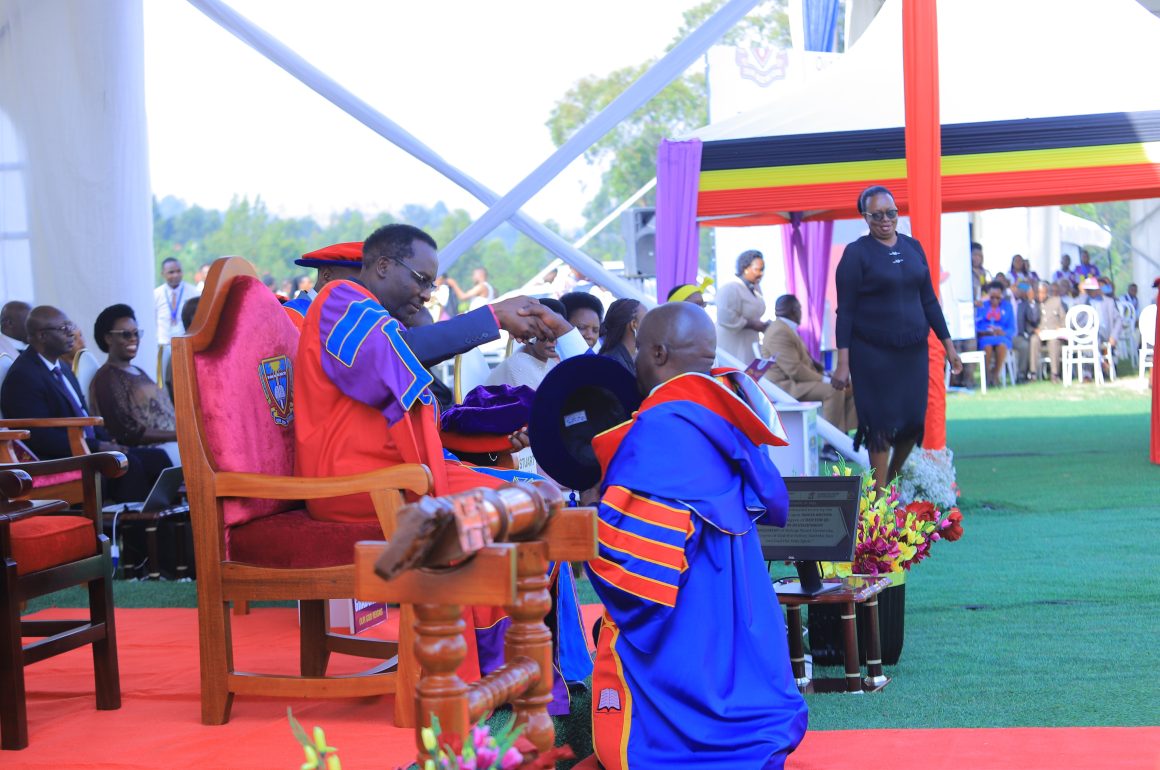 Bishop Stuart University graduates over 1,600 students Bishop Stuart University graduates over 1,600 students today, 24th Oct. 2025. Among them are 2 PhDs,134 Masters,205 Postgraduate Diplomas,753 Bachelors,433 Diplomas &133 Certificates.