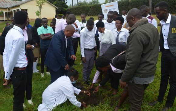 Kiruhura BSU Students Association Conducts Outreach in Kiruhura District