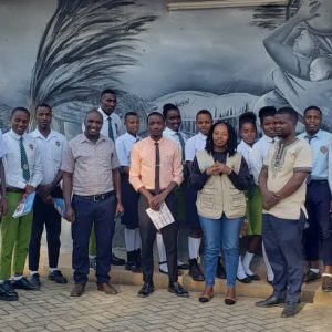 Sheema High School Fine Art Students - Campus Tour Sheema High School Fine Art Students – Campus Tour